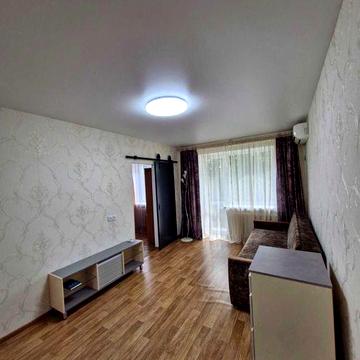 Павлово Поле! Продам 2к. кв. 43 м2 з ремонтом, вул. Тобольська, 47 А