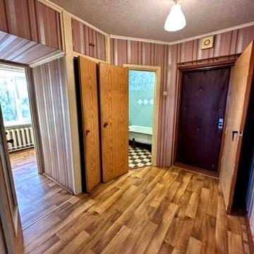 Продається 1-но кімнатна в районі "Чолівки"и