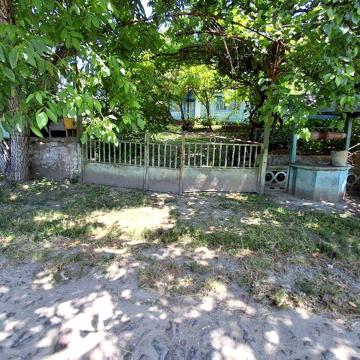 Продається приватний будинок у мальовничому селі