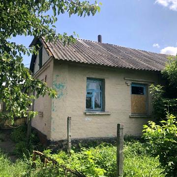 Продам будинок 70 км.від м.Києва в смт.Брусилів з газом та світлом