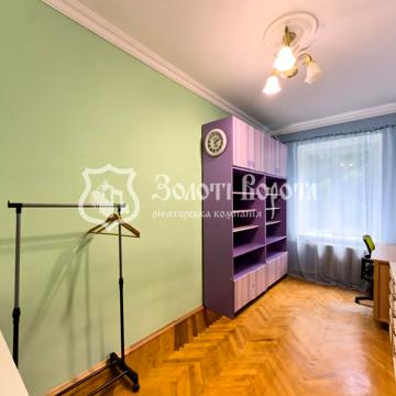 Бастіонний пров., 11