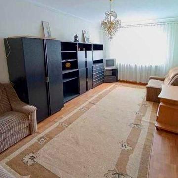 Продам 3 к. квартиру м. Киевская ул. Матюшенко