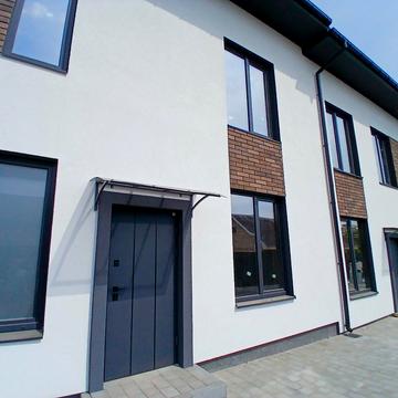 Сімї Шкарівських вул., 12