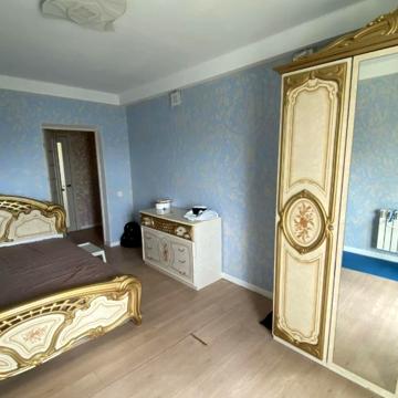 Велика Васильківська вул. (Червоноармійська), 145/1