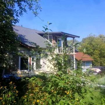 Продаж коттеджу --> 2 поверхи 120 кв. м у с. Чайки