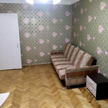 Гусовського вул., 1