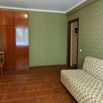 Вітряні Гори вул., 1