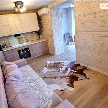 Довгострокова оренда 1к Квартира Луговська вулиця