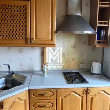 Продам 2комн.квартиру Новгородская,проспект Науки.метро.Е-відновл