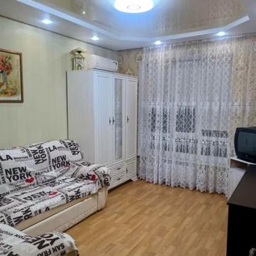Лесі Українки, 10