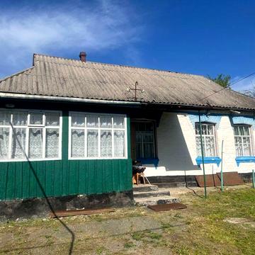 Продається будинок з 0,38 Га+ 0,25 Га в с.Бесідка  Ставищенський р-он