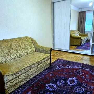 Патріотична, 63