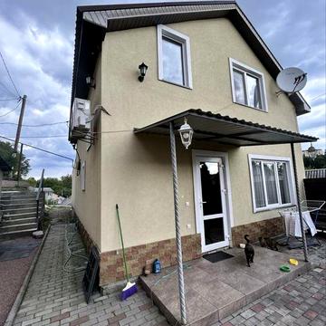 Продаж розкішного будинку р-н Корбутівки( Набережна під скелями) ТОРГ