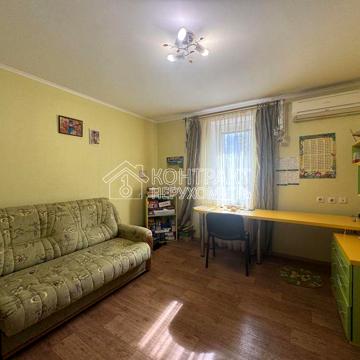 Продам 2к квартиру Центр Клочківська
