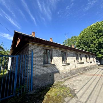 Продаж окремо будинку в центрі Житомира під комерцію