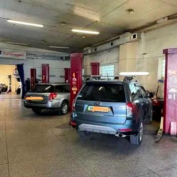 Богдана Хмельницького вул., 1