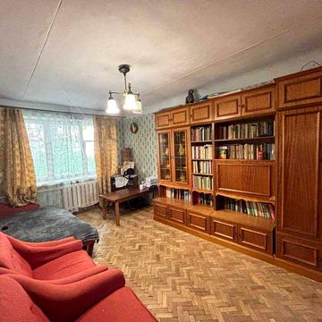 Продаж двокімнатної квартири, центр-Біла альтанка