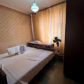 Академіка Корольова вул., 28