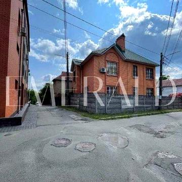 Будинок на ділянці 5 соток. Подільський район