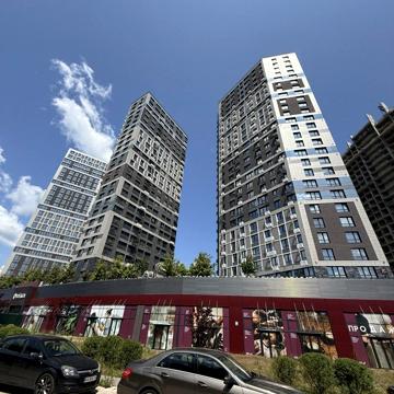 Дегтярівська вул., 27 Е