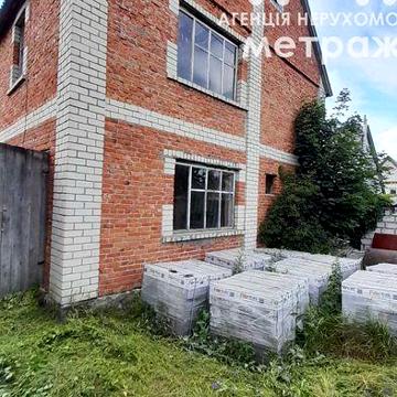 Продається будинок в місті Валки.5275