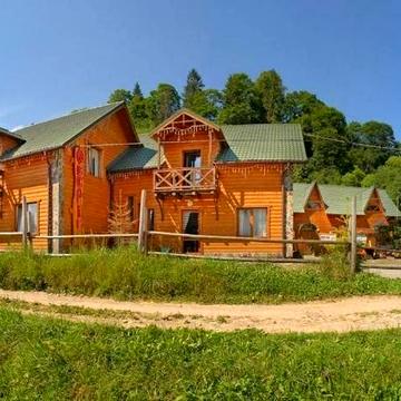 Богдана Хмельницького вул., 35