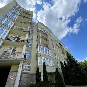 Оренда 2-кімнатної квартири в новобудові на Коновальця (Конотопська)