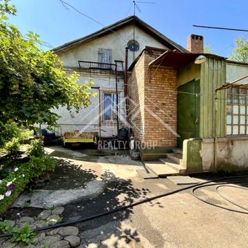 Зимових Походів вул. (Симбірцева), 40