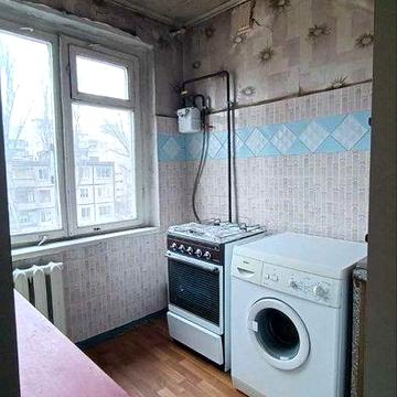 Продам 3 кімнанту квартиру по вулиці Мухіної