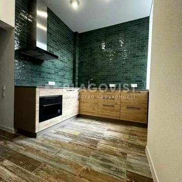 Продаж 3к квартири, вул. Хмельницького Богдана 29/2 Історичний центр
