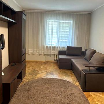 Продам однокімнатну квартиру Центр Власник
