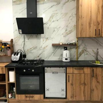 ПРОДАЖ!Квартира, м.Буча, ЄВРОРЕМОНТ, поряд місто Київ. Будинок у лісі