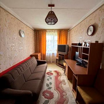 Сдаётся 2 к. квартира на Тополь-3