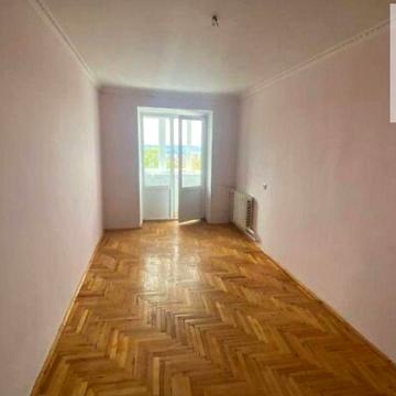 Продаж 2 кім. квартири вул. Сливенська