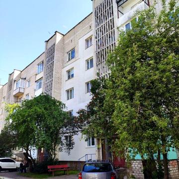 Продається 3-х кімнатна квартира 68м2, в середині, 5 поверх, 2 балкон