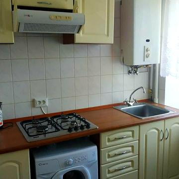 Дмитра Донцова вул. (Дмитра Донського), 7