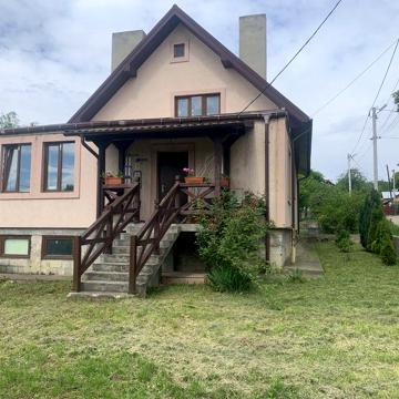Нерухомість, будинок