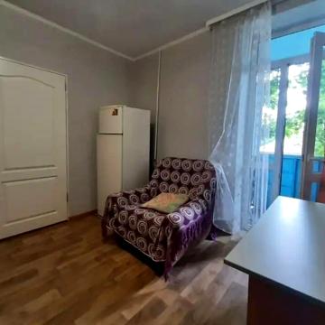 Академіка Янгеля вул., 23
