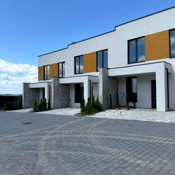 Продаж таунхауса з власною ділянкою Отрадне ID 39499