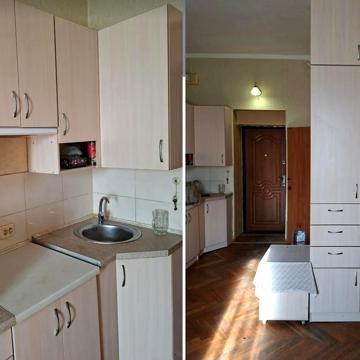 Добровольців вул., 5