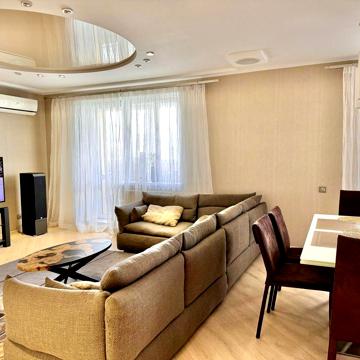 Продам 3-комн квартиру, бизнес класса