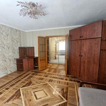 2-на квартира по вул. Симиренка 34