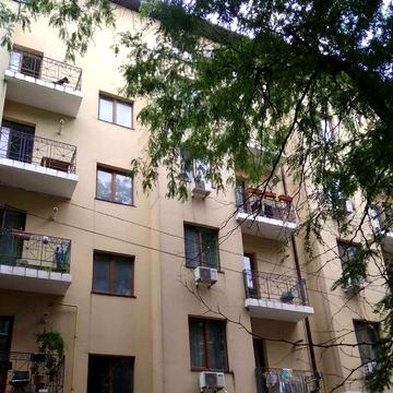 бульвар Жванецкого. Квартира в новом доме.