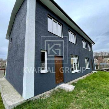 Продам двоповерховий великий будинок у мальовничому місці — с. Забуччя