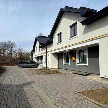 Таунхаус біля річки, є ГАЗ!!! кінець вул.Незалежності