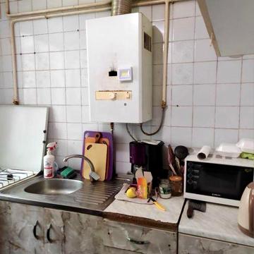 Здається 1км квартира р-н 14 школи!