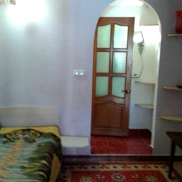 сдам ДЛЯ 1 ЧЕЛОВЕКА небольшой 1-но комн част дом Ивановский мост