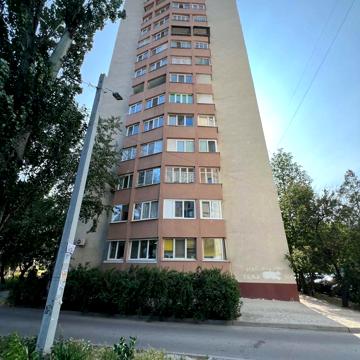 Коробова вул., 8