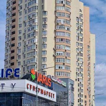 Продаж 3х кімн ремонт Драгоманова 40з Позняки