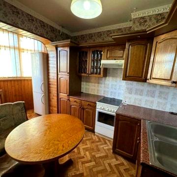 Просторная квартира, рынок Северный, Добровольского